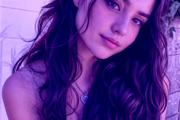 Lily, 20, a dark blonde hazel-eyed middle eastern companion based in Liptaktelep. Offering Couples, Overnight, CIM, Dinner Date, 69. Available for incall and...