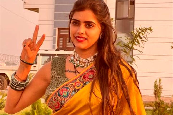Lily, 20 — Escort in Malpura, India