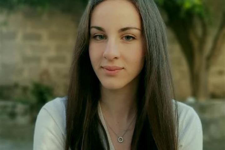 Lily, 20 — Escort in Prata di Principato Ultra, Italy