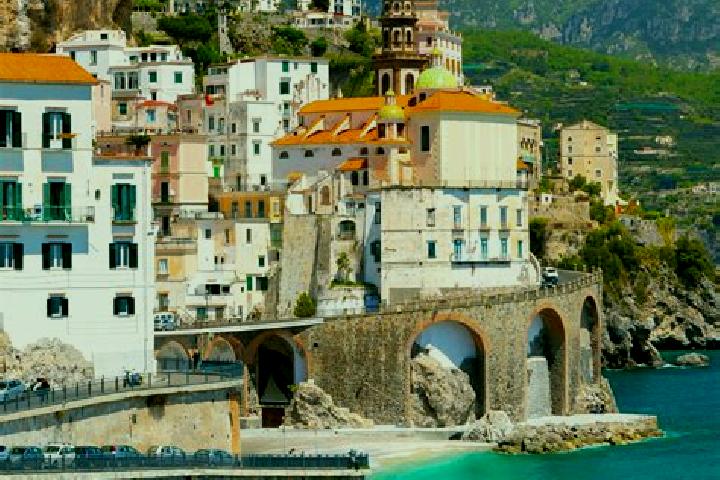 Lily, 20 — Escort in Torremaggiore, Italy