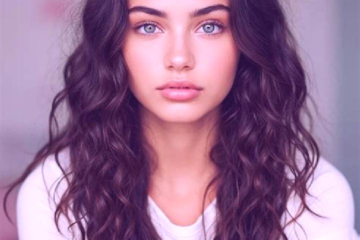 Lily, 21, a auburn amber-eyed mediterranean companion based in Yamkino. Offering OWO, Massage, Roleplay. Available for incall and outcall, overnight bookings...