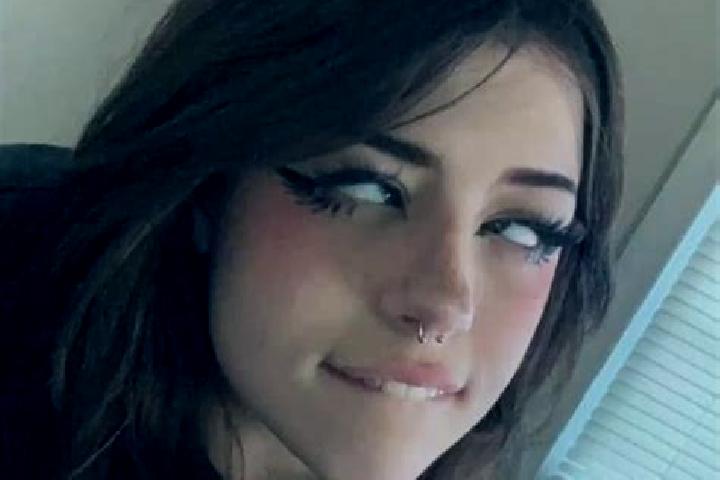 Lily, 21, a black brown-eyed caucasian companion based in Tlachaloya. Offering CIM, Tantra, Party Girl, OWO. Available for incall and outcall, overnight book...