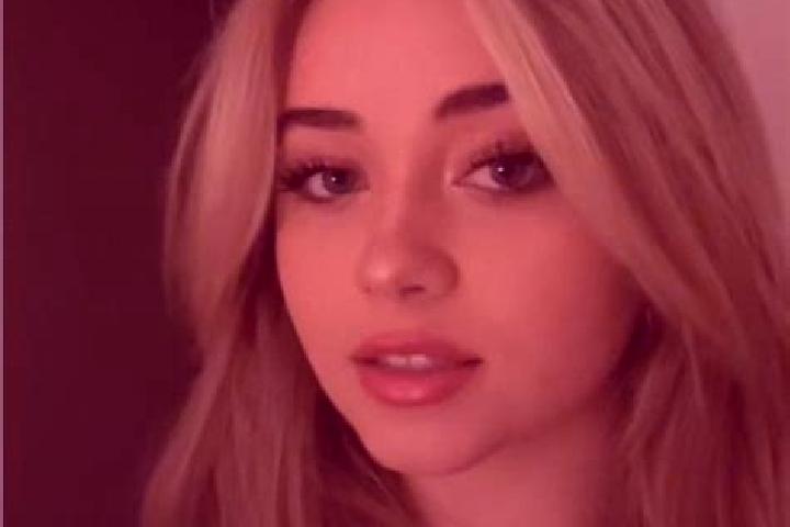 Lily, 21, a blonde hazel-eyed ebony companion based in Llanberis. Offering Striptease, Duos, Fetish, A-Level. Available for incall and outcall, overnight boo...