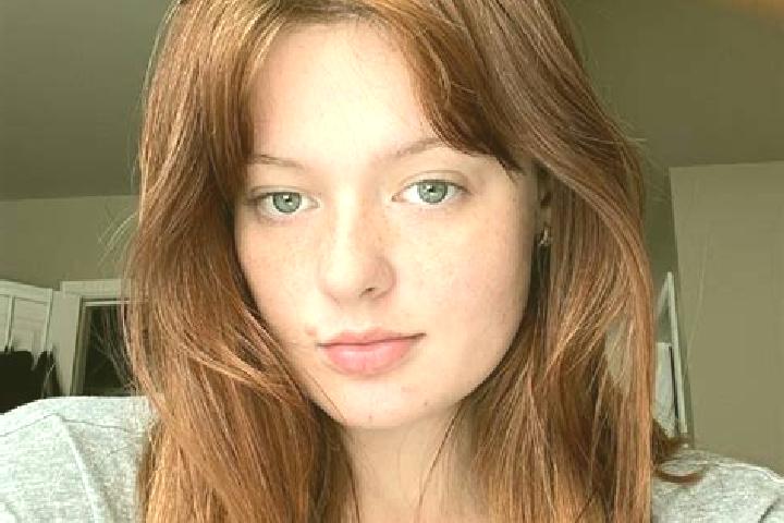 Lily, 21, a chestnut green-eyed caucasian companion based in Queenwood. Offering OWO, CIM, Party Girl. Available for incall and outcall, overnight bookings a...