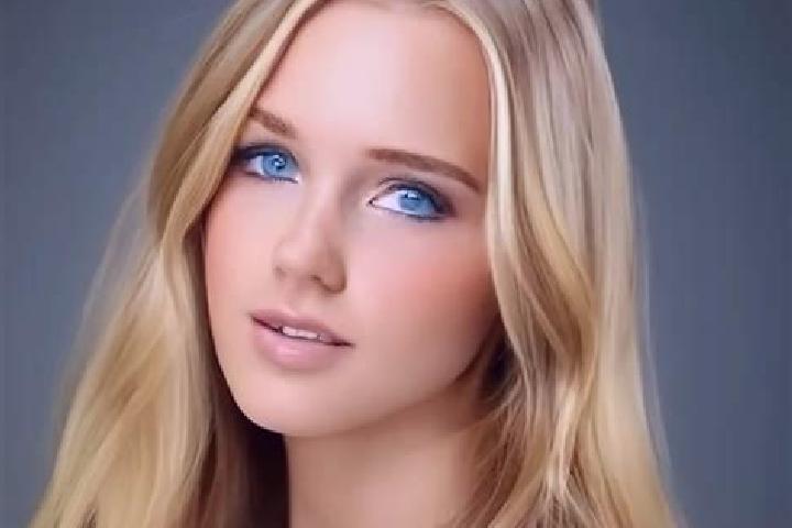 Lily, 21, a dark blonde grey-eyed ebony companion based in Tanowo. Offering Party Girl, A-Level, OWO, Roleplay, Dinner Date. Available for incall and outcall...