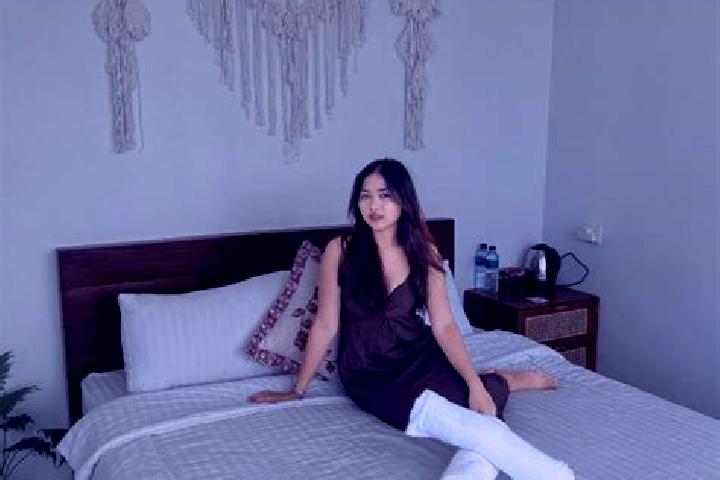 Lily, 21 — Escort in Baturaja, Indonesia