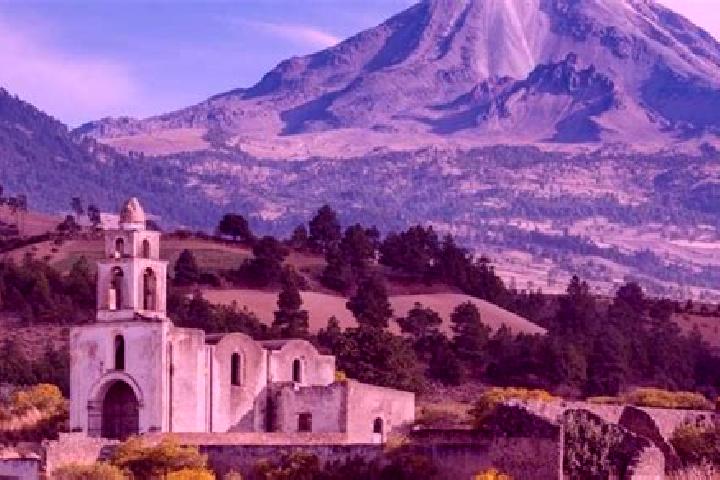 Lily, 21 — Escort in San Simon Atzitzintla, Mexico