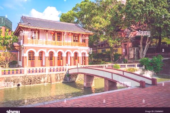 Lily, 21 — Escort in Wufeng, Taiwan