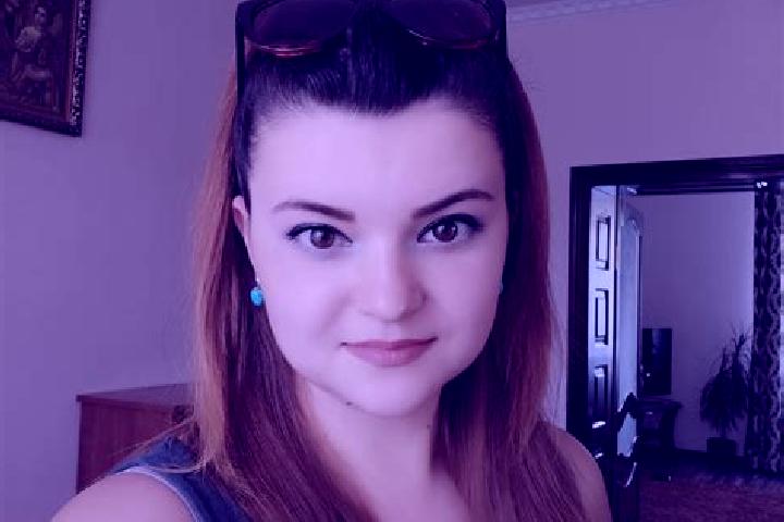 Lily, 21 — Escort in Zalishchyky, Ukraine