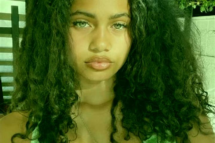 Lily, 22, a chestnut green-eyed mixed companion based in Cinco de Febrero. Offering Overnight, Dinner Date, Massage. Available for incall and outcall, overni...
