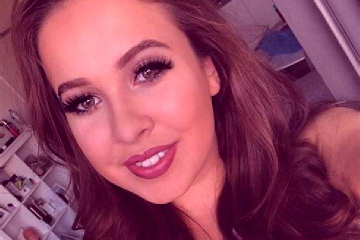 Lily, 22, a dark blonde brown-eyed ebony companion based in Prutz. Offering Tantra, Prostate Massage, Dinner Date, A-Level. Available for incall and outcall,...