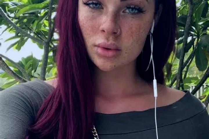 Lily, 22, a red blue-eyed caribbean companion based in Pollein. Offering BDSM, CIM, Tantra. Available for incall and outcall, overnight bookings available.