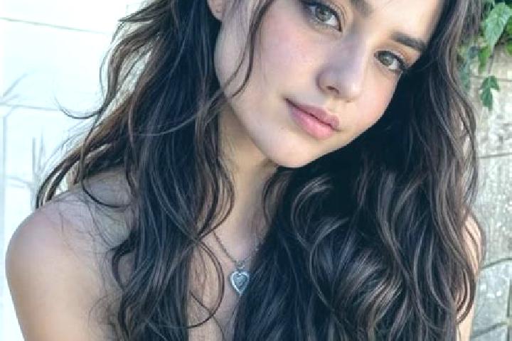 Lily, 22, a red hazel-eyed middle eastern companion based in Ullpayacu. Offering BDSM, GFE, Deep French Kissing. Available for incall and outcall, day and ev...