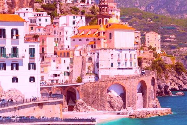 Lily, 22 — Escort in Codisotto, Italy