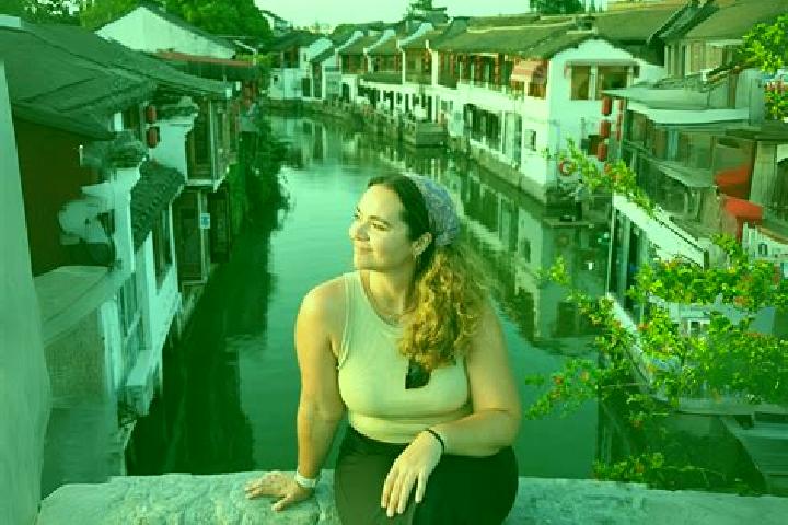 Lily, 22 — Escort in Guangyuan, China