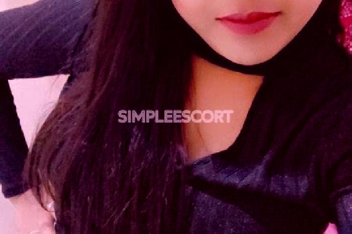 Lily, 22 — Escort in Manjathala, India