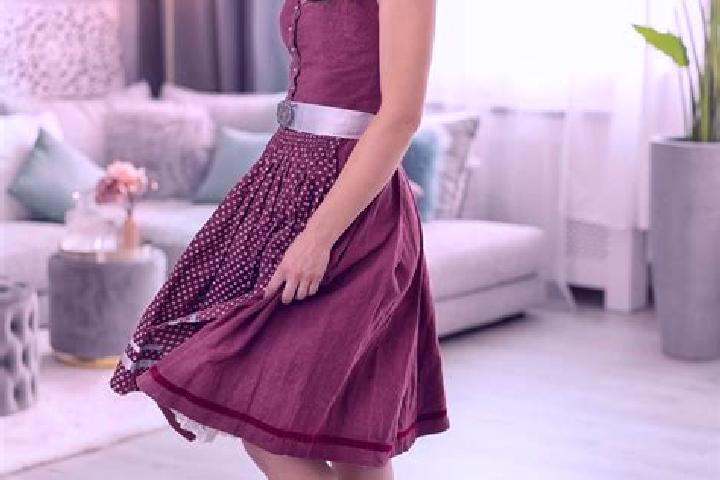 Lily, 22 — Escort in Velbert, Germany