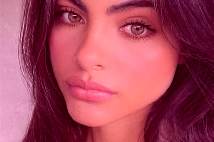 Lily, 23, a black dark-eyed middle eastern companion based in Cociu. Offering Overnight, Couples, Tantra, Massage. Available for incall and outcall, day and ...