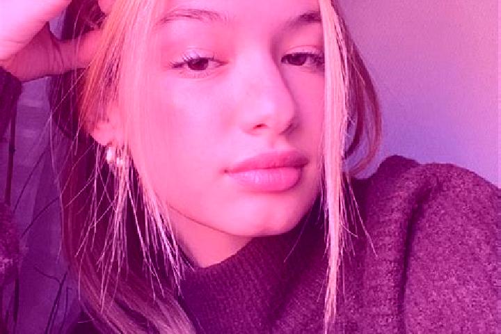 Lily, 23, a blonde brown-eyed caucasian companion based in Laramarca. Offering OWO, Dinner Date, Duos. Available for incall and outcall, overnight bookings a...