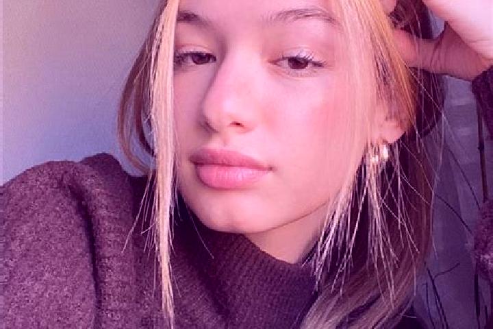 Lily, 23, a blonde brown-eyed ebony companion based in Cabeza la Vaca. Offering Couples, Massage, 69. Available for incall and outcall, day and evening dates.