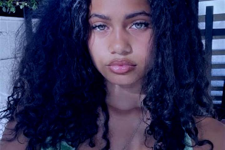 Lily, 23, a chestnut green-eyed mixed companion based in Marche-lez-Ecaussinnes. Offering Domination, Dinner Date, OWO, Tantra. Available for incall and outc...
