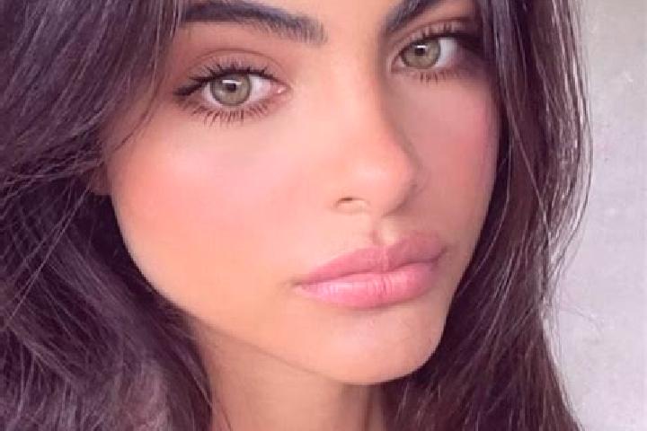 Lily, 23, a red green-eyed european companion based in Palo Seco. Offering Tantra, Travel Companion, BDSM, Deep French Kissing, Girlfriend Experience. Availa...