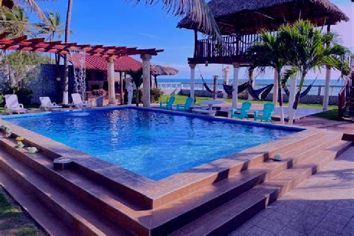Lily, 23 — Escort in Barra de la Cruz, Mexico