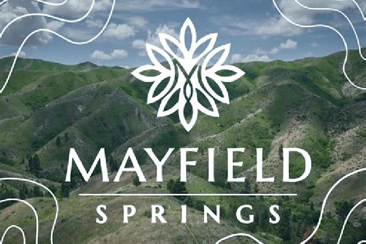 Lily, 23 — Escort in Mayfield, United States
