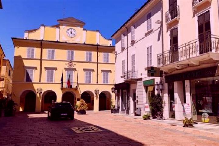 Lily, 23 — Escort in Salsomaggiore Terme, Italy
