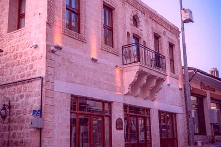 Lily, 23 — Escort in Savur, Turkey