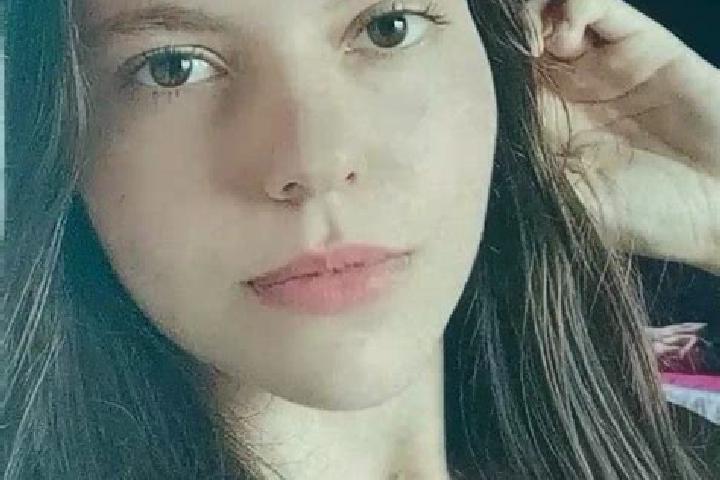 Lily, 23 — Escort in Seringueiras, Brazil