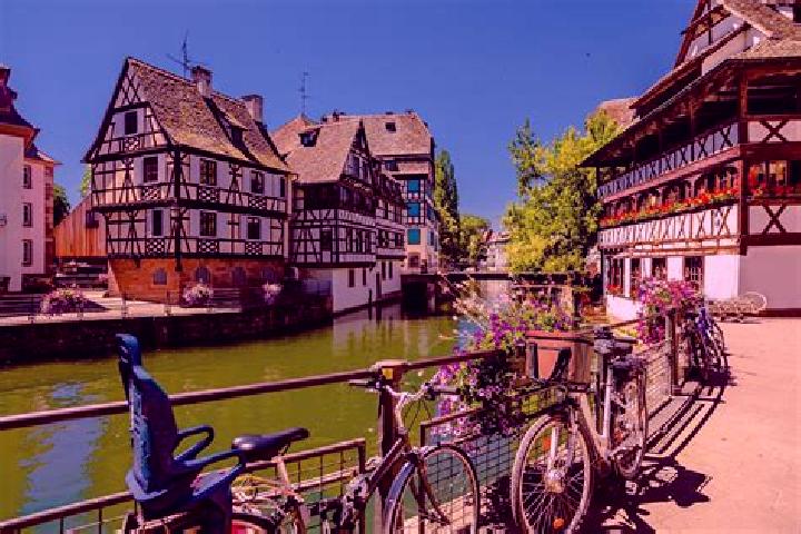 Lily, 23 — Escort in Strasbourg, France