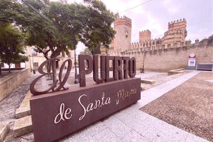 Lily, 23 — Escort in Torre de Santa Maria, Spain