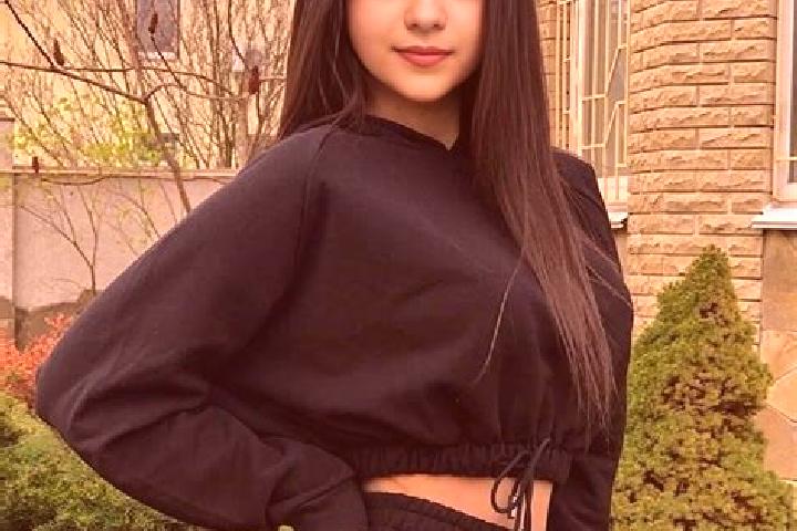 Lily, 23 — Escort in Vysny Hrusov, Slovakia