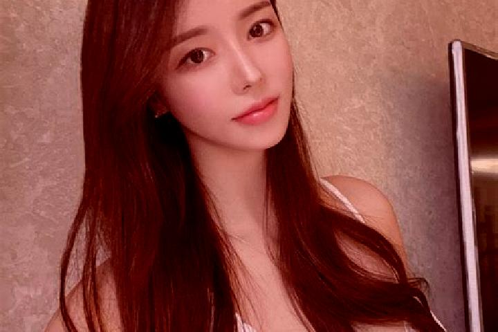 Lily, 23 — Escort in Xiaojiezi, China