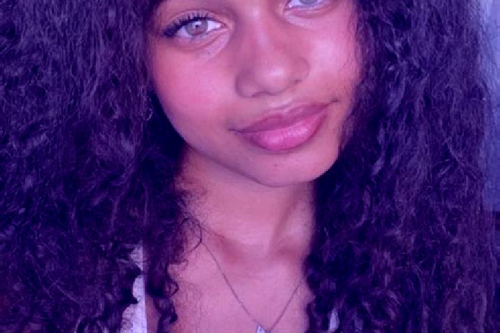 Lily, 24, a black hazel-eyed mixed companion based in Suelldorf. Offering Couples, 69. Available for incall and outcall, day and evening dates.