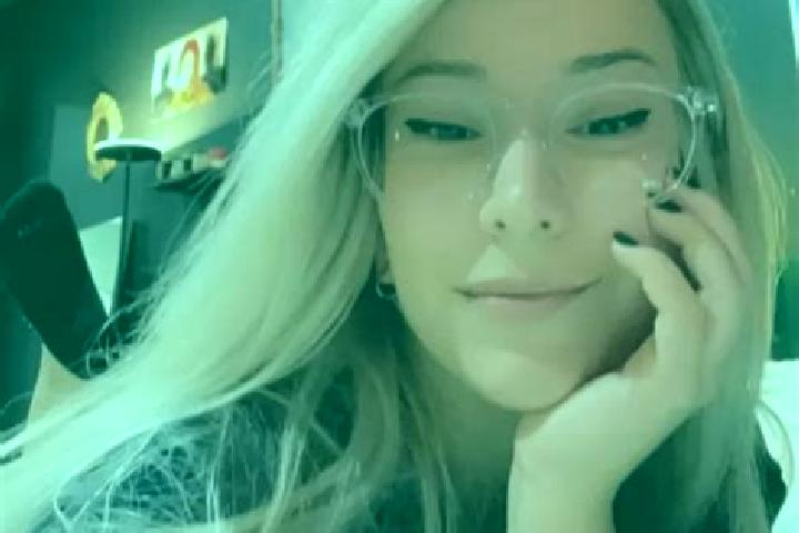 Lily, 24, a blonde grey-eyed ebony companion based in North Fond du Lac. Offering Overnight, Duos, 69, Travel Companion. Available for incall and outcall, da...