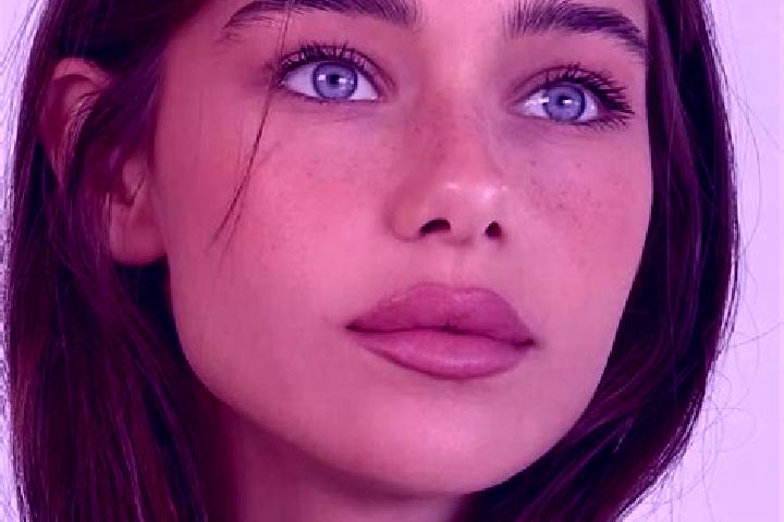 Lily, 24, a brunette green-eyed middle eastern companion based in Divundu. Offering Erotic Massage, Fetish. Available for incall and outcall, day and evening...