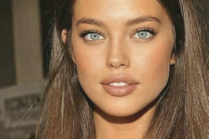 Lily, 24, a chestnut blue-eyed latina companion based in Riec-sur-Belon. Offering A-Level, Party Girl. Available for incall and outcall, overnight bookings a...