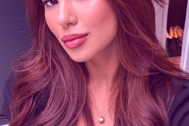 Lily, 24, a chestnut brown-eyed latina companion based in Cambiano. Offering Domination, Travel Companion, Couples, Duos, A-Level. Available for incall and o...