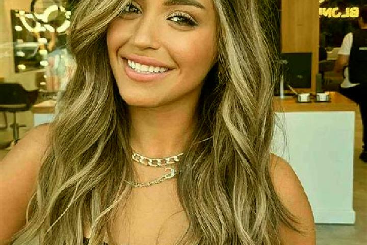 Lily, 24, a dark blonde brown-eyed mediterranean companion based in Stauceni. Offering Couples, OWO, Massage. Available for incall and outcall, day and eveni...