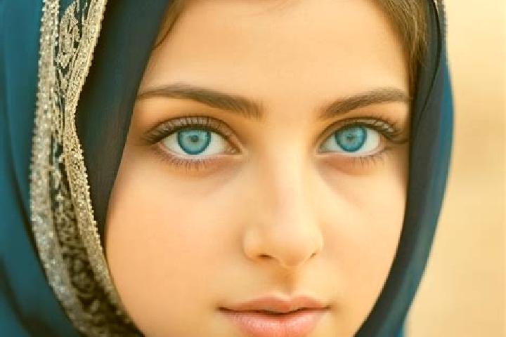 Lily, 24, a red blue-eyed middle eastern companion based in Birsa. Offering A-Level, Party Girl, OWO, Erotic Massage, Striptease. Available for incall and ou...