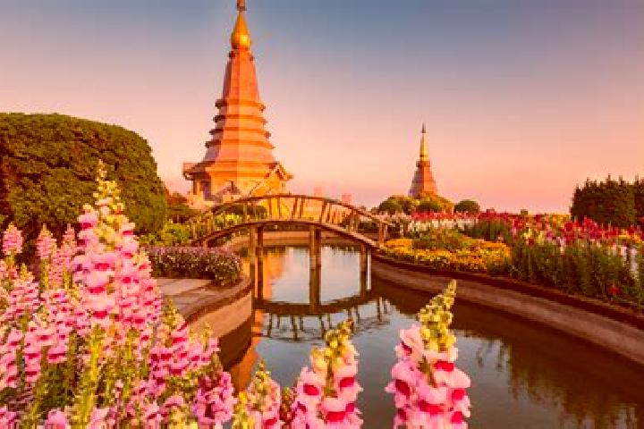 Lily, 24 — Escort in Bang Saphan, Thailand