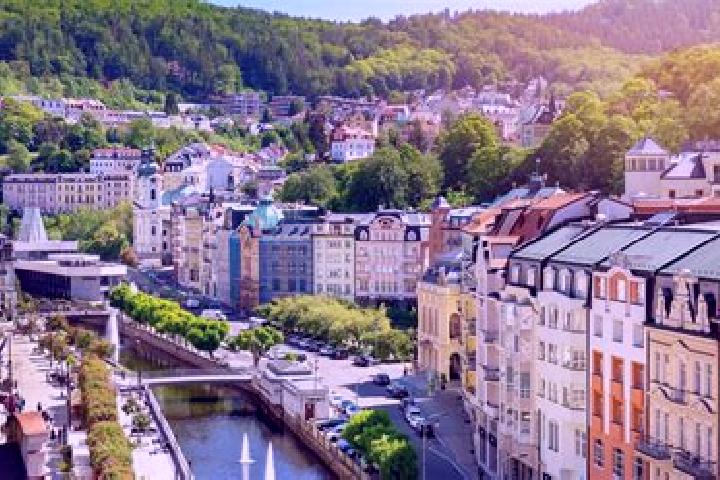Lily, 24 — Escort in Karlovy Vary, Czech Republic