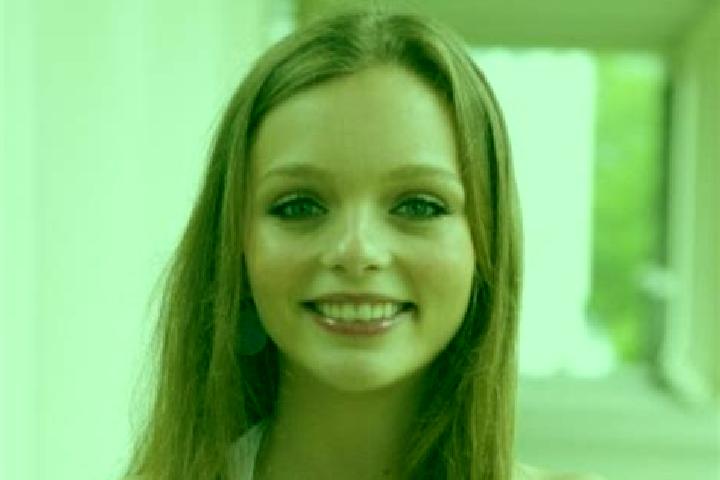 Lily, 24 — Escort in Oakton, United States