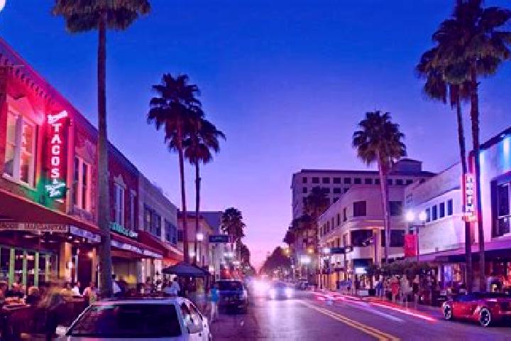 Lily, 24 — Escort in Palm City, United States