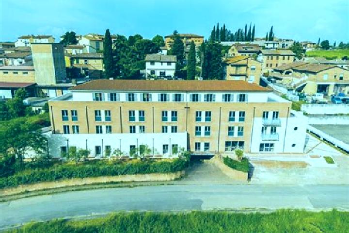 Lily, 24 — Escort in San Rocco, Italy