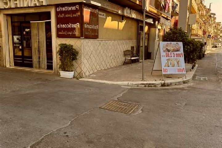 Lily, 24 — Escort in Trevenzuolo, Italy