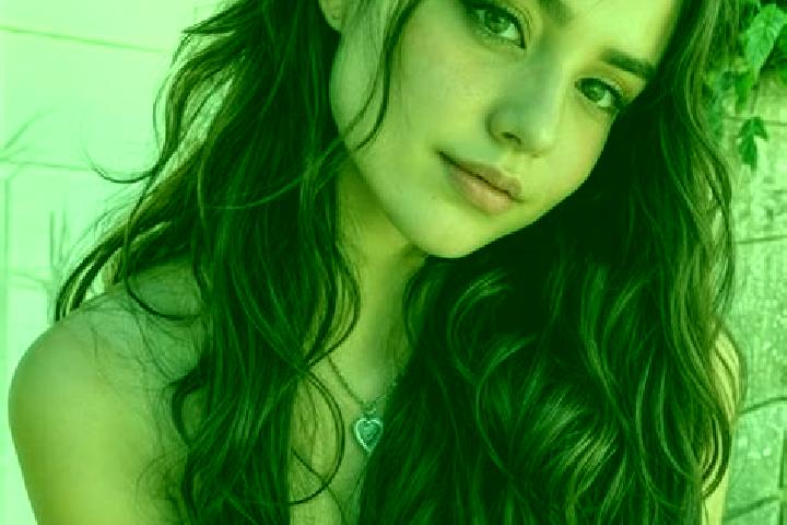 Lily, 25, a auburn grey-eyed middle eastern companion based in Ifako. Offering Deep French Kissing, Party Girl, Fetish, Travel Companion, OWO. Available for ...