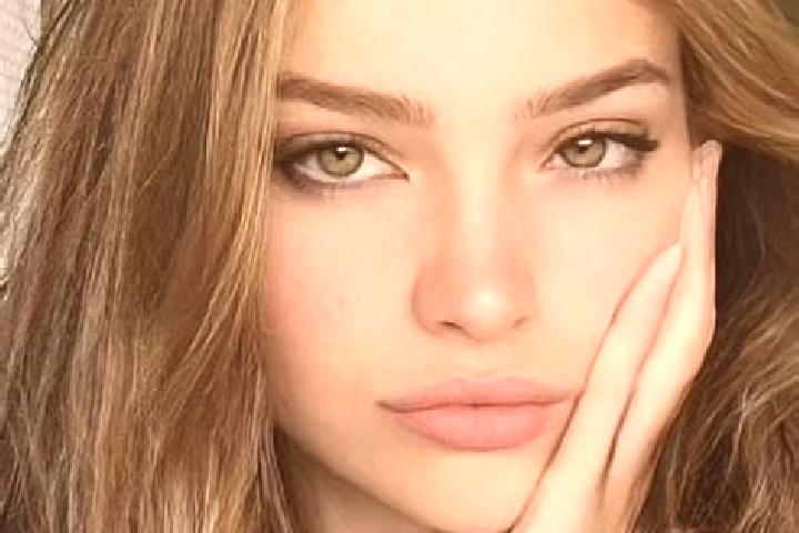 Lily, 25, a blonde brown-eyed mixed companion based in Nehoiu. Offering CIM, GFE, Prostate Massage, Fetish. Available for incall and outcall, day and evening...